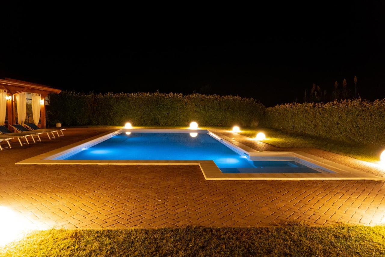 Agriturismo Casa Chiara Латина Экстерьер фото