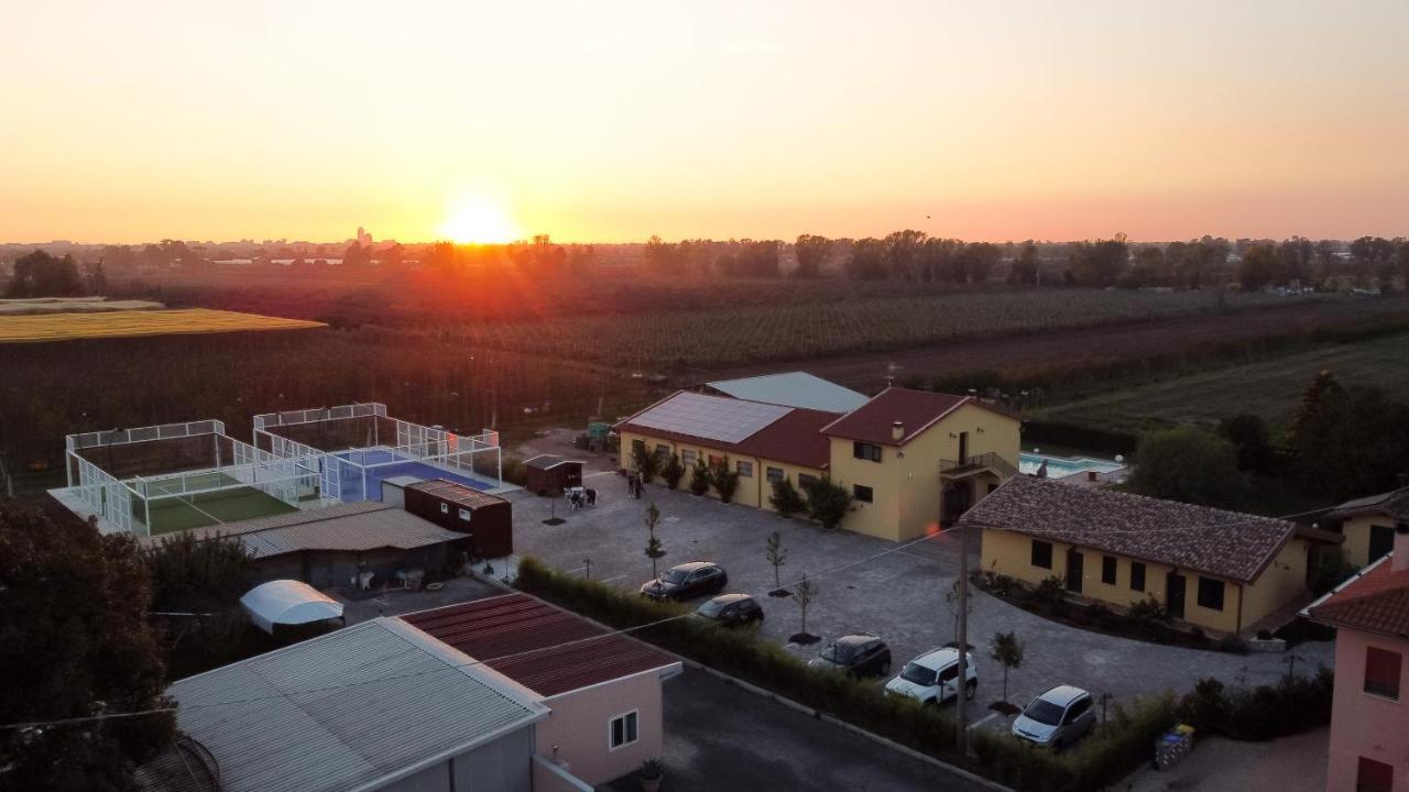 Agriturismo Casa Chiara Латина Экстерьер фото