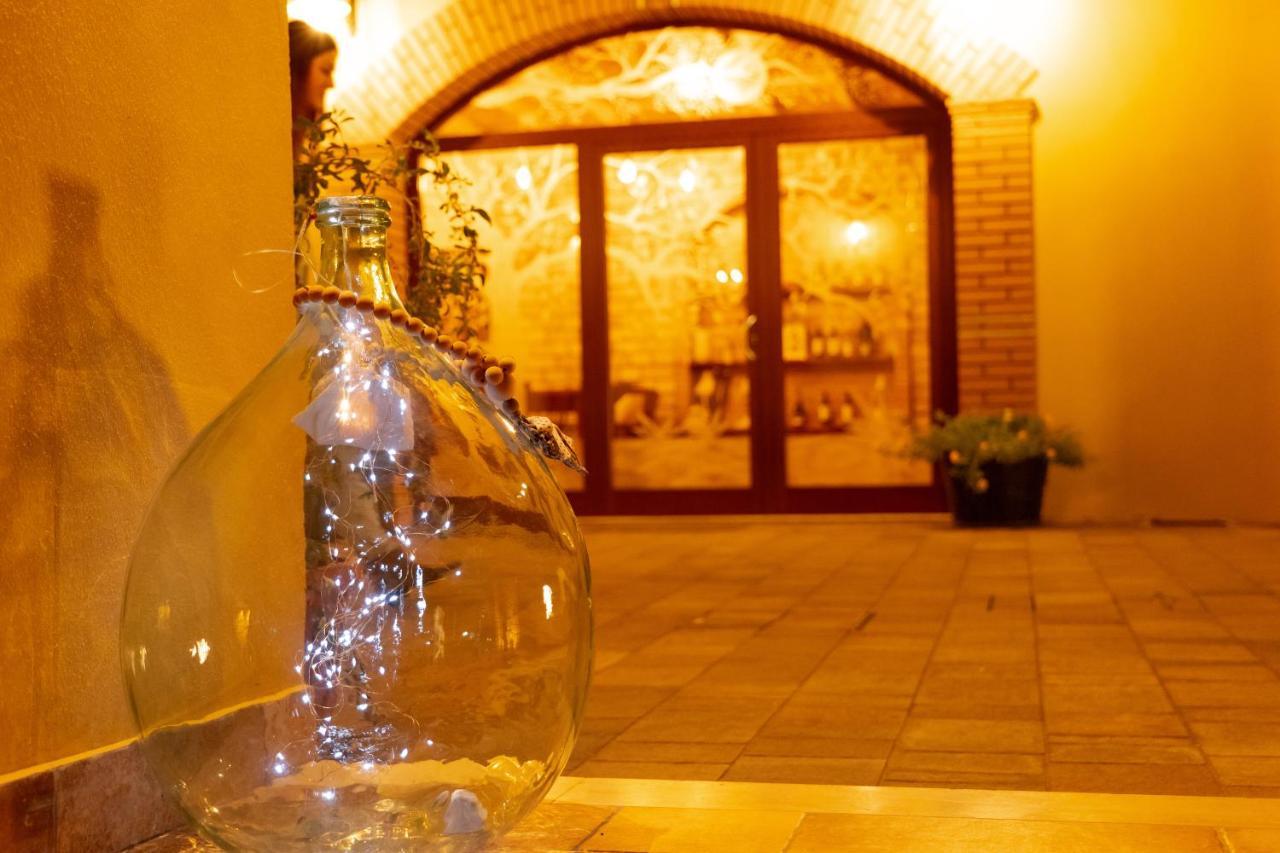 Agriturismo Casa Chiara Латина Экстерьер фото