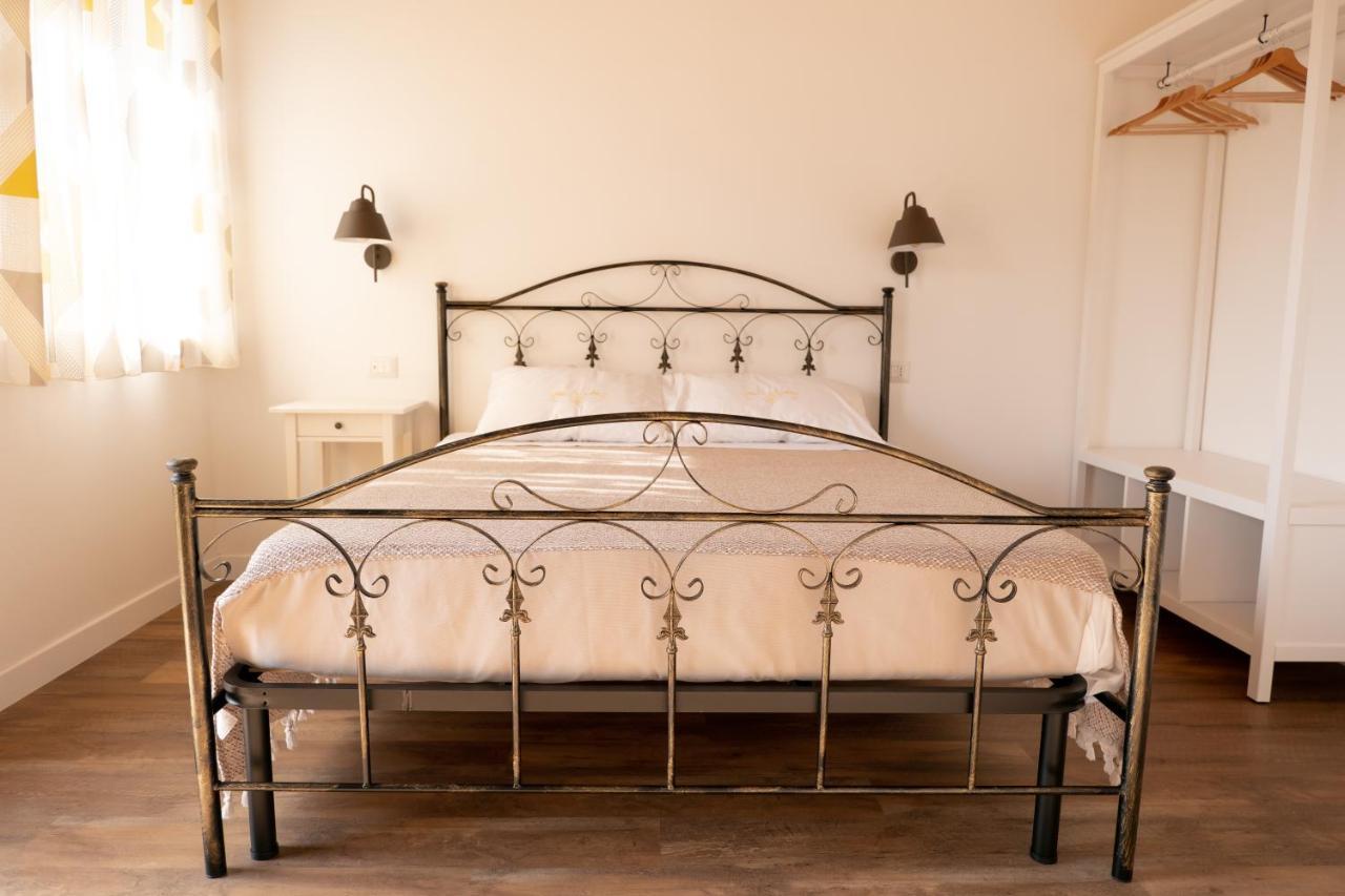 Agriturismo Casa Chiara Латина Экстерьер фото